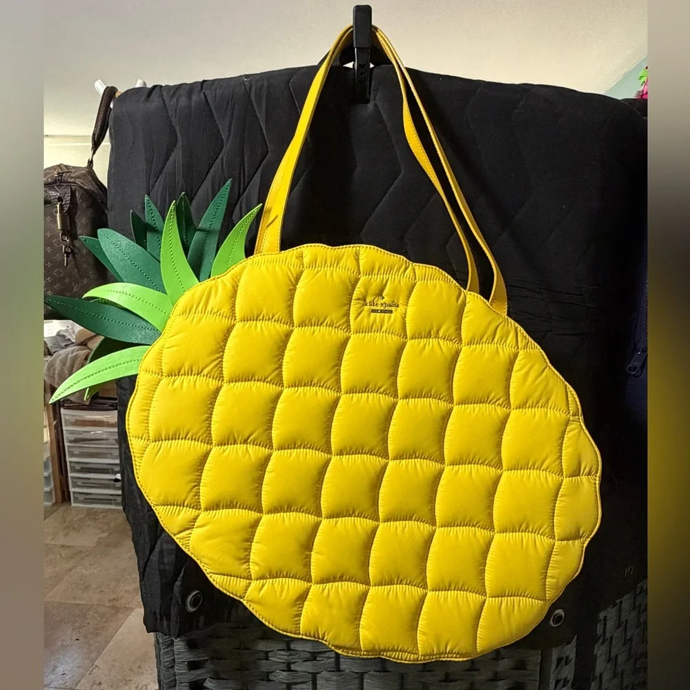 Kate Spade New York Wing It Pineapple Shoulder Tote